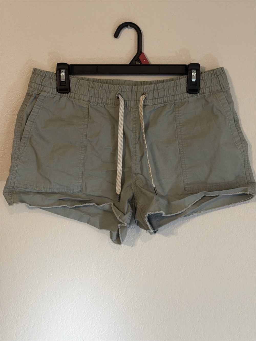 Vuori Ripstop Shorts Women's Size Medium Organic Cotton 3" Inseam